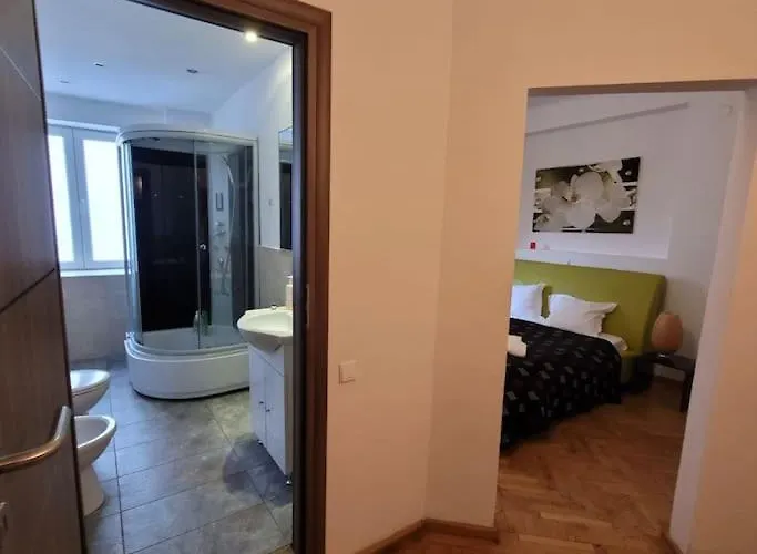 Apartment Anastasia Balcescu 2 Self Check Code In From 2pm Only Microwave *