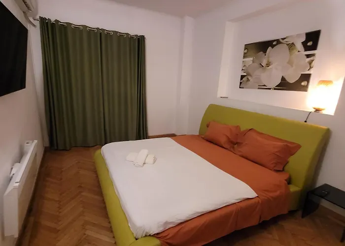 Anastasia Balcescu 2 Self Check Code In From 2pm Only Microwave Appartement *