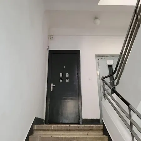 公寓 Anastasia Balcescu 2 Self Check Code In From 2pm Only Microwave 布加勒斯特